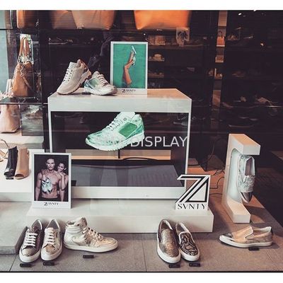 calidad Proyector olográfico de Holocube de la pirámide de la exhibición de la publicidad del holograma 3D Fábrica